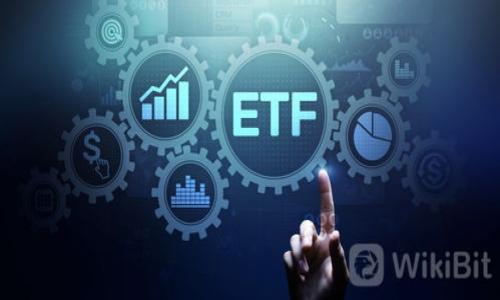 biao-ti/biao-ti
数字货币认定条件及其对投资者的影响

/guanjianci
数字货币, 认定条件, 投资分析, 法律法规

## 内容主体大纲

### 1. 引言
   - 数字货币的概念
   - 重要性与近年来的增长趋势
   - 对金融市场的影响

### 2. 数字货币的分类
   - 中央银行数字货币 (CBDC)
   - 去中心化数字货币 (如比特币)
   - 稳定币的定义与特征

### 3. 数字货币的认定条件 
   - 经济活动的合规性
   - 技术特征的要求
   - 法律法规的遵循
   - 基于用户基础的需求

### 4. 数字货币认定对投资者的影响
   - 投资风险
   - 法律保护的缺失
   - 投资信心的建立和破坏

### 5. 各国家对数字货币认定条件的差异
   - 美国的规定
   - 中国的态度
   - 欧盟的政策动向

### 6. 未来的趋势与展望
   - 可能的法律框架
   - 技术的发展
   - 投资者如何应对变化

### 7. 总结
   - 重要性重申
   - 对未来的展望

## 详细内容

### 1. 引言

数字货币作为近年来金融市场的热门话题，正逐渐引起越来越多的关注。它不仅改变了传统的支付方式，还在一定程度上重塑了人们的投资理念。本文旨在探讨数字货币的认定条件及其对投资者的影响，尤其是如何在复杂的法律框架中寻找合法和安全的投资机会。

数字货币的快速发展，使得各种形式的数字资产呈现出多样化的特点。在全球范围内，越来越多的机构和个人开始对数字货币进行投资，其中比特币、以太坊等主流数字货币的市场表现尤为引人注目。然而，由于数字货币市场的迅猛发展，许多国家和地区不得不考虑如何对这些新兴资产进行有效的监管，以保护消费者和维护金融稳定。

### 2. 数字货币的分类

中央银行数字货币 (CBDC)
中央银行数字货币是由国家中央银行发行的数字货币，旨在替代传统纸币，促进货币的数字化和金融的现代化。CBDC 具有高稳定性和法律效力，可以有效地降低交易成本，提高资金流动性。

去中心化数字货币
去中心化数字货币例如比特币，其特征是没有中央管理机构，所有的交易都在去中心化的网络上进行。这样的设计虽然有效防止了单点故障，却也带来了监管的挑战。去中心化数字货币的价格波动非常大，因此对投资者而言风险较高。

稳定币的定义与特征
稳定币是一种与法定货币或其他资产挂钩的数字货币，意在减少价格波动，提供更稳定的价值存储。由于其相对稳定的价值，稳定币在数字货币市场中逐渐成为一种重要的交易工具。

### 3. 数字货币的认定条件 

经济活动的合规性
数字货币必须符合所在国家或地区的经济活动法律法规。这包括反洗钱和反恐怖活动融资的要求。为了获得合法地位，数字货币项目需要能够提供透明的交易记录和合法的业务模式。

技术特征的要求
数字货币的技术基础是区块链和加密技术，其安全性和匿名性是其市场竞争力的关键。因此，数字货币必须具备一定的技术特征，例如去中心化的特征、有效的加密算法和可靠的共识机制等。

法律法规的遵循
法律法规的遵循是数字货币能够合法运营的必要条件。各国的监管机构对数字货币的法律认定标准有所不同，因此了解本地的法律法规是必要的前提。

基于用户基础的需求
数字货币的认定还与其用户基础的需求密切相关。实际用户的需求决定了数字货币的使用场景和生命力。在某种程度上，用户的信任和接受程度也是评估数字货币的重要因素。

### 4. 数字货币认定对投资者的影响

投资风险
数字货币的价格波动非常大，投资者面临的风险主要包括市场风险、信用风险以及技术风险。由于市场缺乏足够的监管，投资者在购买数字货币时需谨慎评估风险。

法律保护的缺失
由于数字货币市场还处于法律法规的灰色地带，投资者在遭遇 fraud 或者其他不当行为时，难以获得法律保护。这一点对新入场投资者尤其重要，建议在进行投资前了解该国的法律环境。

投资信心的建立和破坏
数字货币的合法地位影响到投资者的信心。如果数字货币能够得到官方的认可，将有助于提升投资者对市场的信心，促进更多资金流入，而反之则可能导致市场的不稳定和投资者的流失。

### 5. 各国家对数字货币认定条件的差异

美国的规定
美国在数字货币的监管上相对保守，各州的法律法规存在差异，导致市场的复杂性。同时，美国证券交易委员会(SEC)对数字货币有较为严格的审查标准，任何宣传或发行数字货币的行为都需要符合法律法规。

中国的态度
中国对数字货币持谨慎态度，已经对ICO和交易所进行了一系列监管措施。尽管如此，中国正在积极探索央行数字货币的发行，并表示将在技术和监管上推进相关工作。

欧盟的政策动向
欧盟正在努力建立统一的数字货币政策，希望通过立法框架来监管数字资产，以保护投资者和防范金融风险。这表明欧盟对数字货币行业的监管意图逐步加强。

### 6. 未来的趋势与展望

可能的法律框架
数字货币的快速发展势必促使全球范围内的法律框架逐步完善，各国将依赖技术手段来对数字货币实施监管。同时，法律体系将逐步适应与数字货币相关的新型商业模式。

技术的发展
未来，区块链技术将会持续演进，进一步数字货币的安全性和功能性。随着技术的进步，数字货币的交易成本也可能会降低。

投资者如何应对变化
投资者应加强自身对数字货币的了解，见微知著，适时调整投资策略。同时，投资者应强化风险意识与法律意识，确保在合规的前提下进行投资。

### 7. 总结

数字货币的认定条件不仅影响到数字资产的合法性，更直接关联到广大投资者的权益和市场稳定性。了解这些内容，可以帮助投资者更好地在这个快速发展且充满不确定性的领域内进行决策。对于国家而言，制定合理的规则和政策将是保障金融安全的重要任务。

## 相关问题

### 问题1：数字货币的法律地位如何确定？

### 问题2：投资数字货币有哪些常见的风险？

### 问题3：各国数字货币监管的差异对市场的影响是什么？

### 问题4：如何识别可疑的数字货币项目？

### 问题5：有哪些技术手段可以提升数字货币的安全性？

### 问题6：未来数字货币的发展趋势如何，投资者应如何应对？

以上是数字货币领域认定条件的相关内容与大纲。请根据需要进一步扩展每个问题的详细介绍。